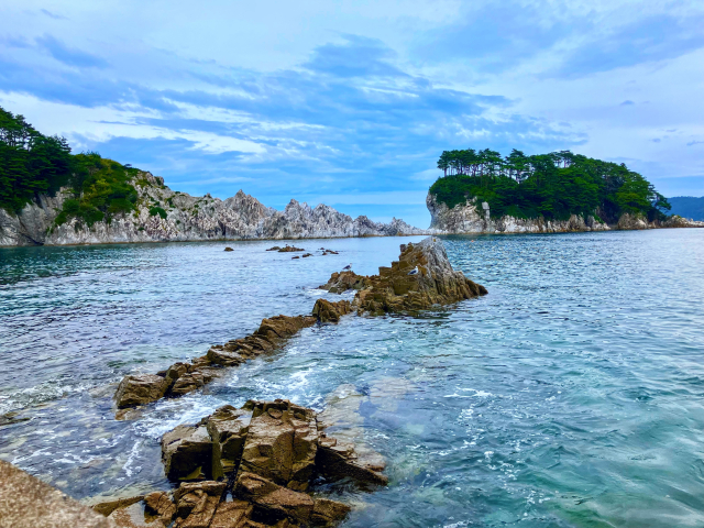 岩手県宮古市の浄土ヶ浜
