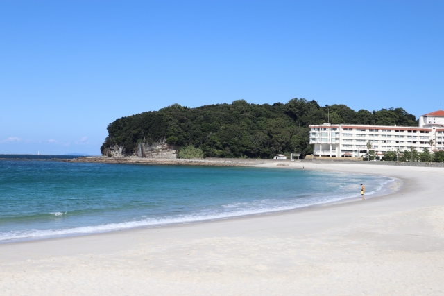 和歌山県白浜町・白良浜の夏景色