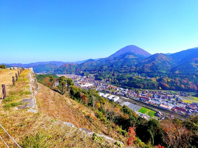 島根県津和野の秋の町並み